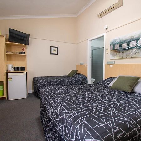 Gundagai Motel エクステリア 写真
