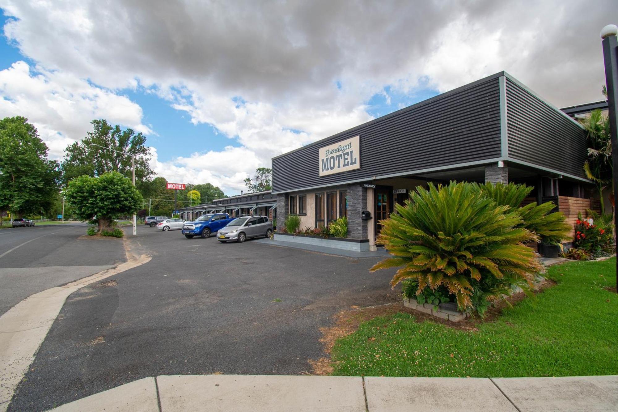 Gundagai Motel エクステリア 写真