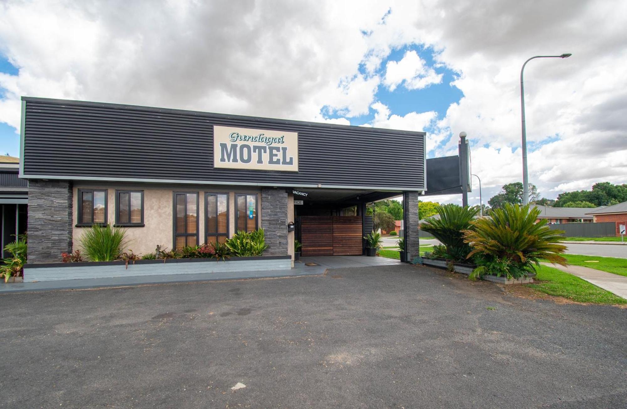Gundagai Motel エクステリア 写真