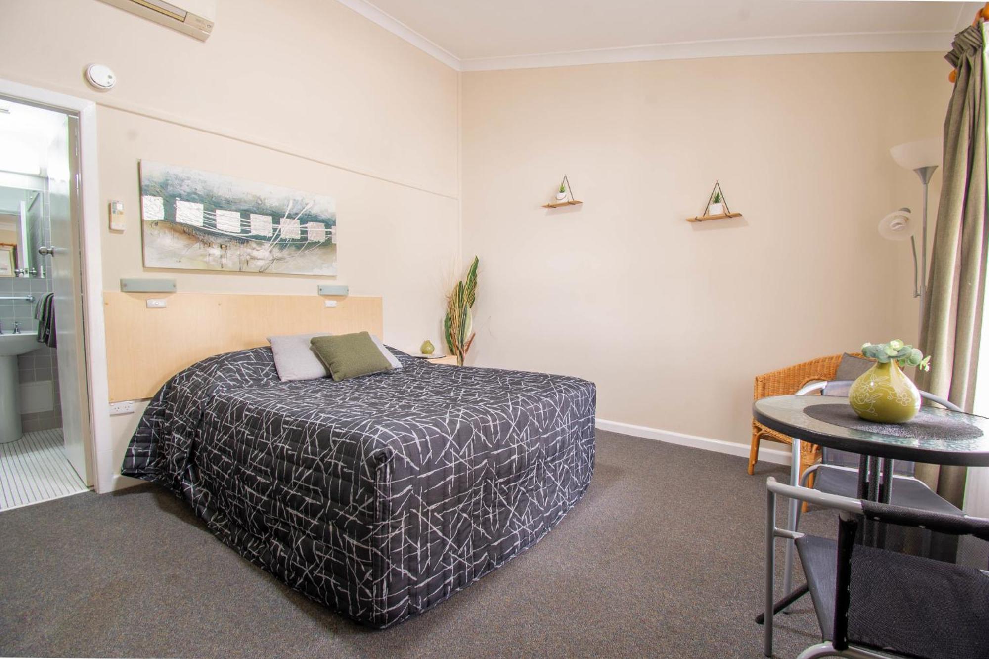 Gundagai Motel エクステリア 写真